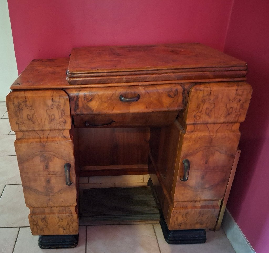 Anker naaimachine wortelhout/fineer ?, Antiek en Kunst, Ophalen