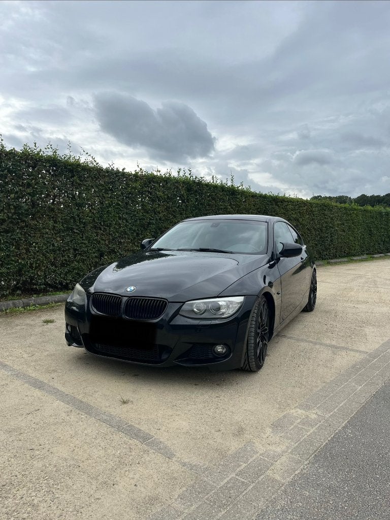 BMW 320d M-Pack te koop, Autos, Cuir, Achat, 135 kW, Boîte manuelle