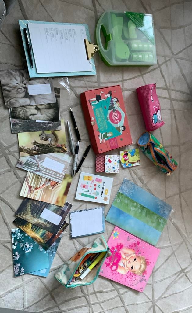 Allerlei knutselspullen ,pons en Tempelset …, Kinderen en Baby's, Speelgoed | Educatief en Creatief, Gebruikt, Ophalen of Verzenden