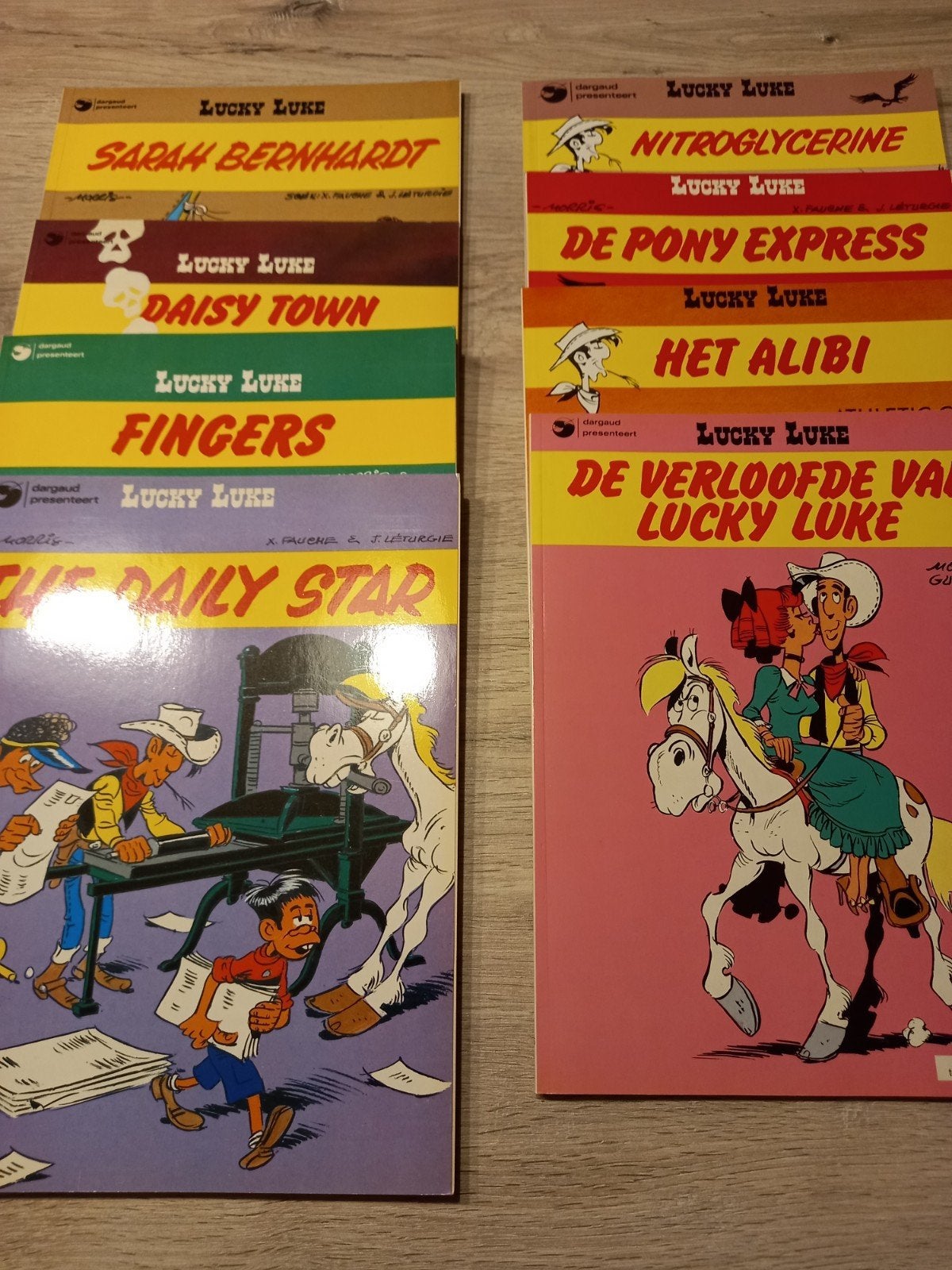 Strip verhalen lucky luk 3euro stuk of alles voor 75euro, Ophalen