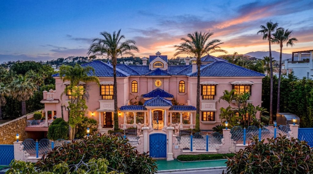 Villa te koop, Nueva Andalucia, Malaga, Spanje, Spanje