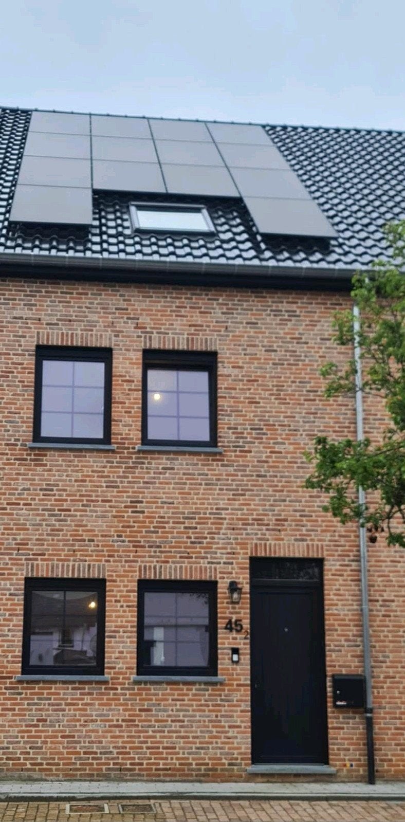 Rijwoning nabij centrum Heusden-Zolder-->01/10 beschikbaar!, Immo, Direct bij eigenaar, Tussenwoning, 7 kWh/jaar, Provincie Limburg