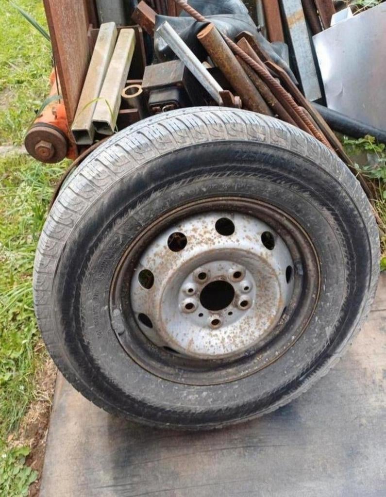 Roue de camionnette / camion / véhicule / autres
225 / .., Enlèvement