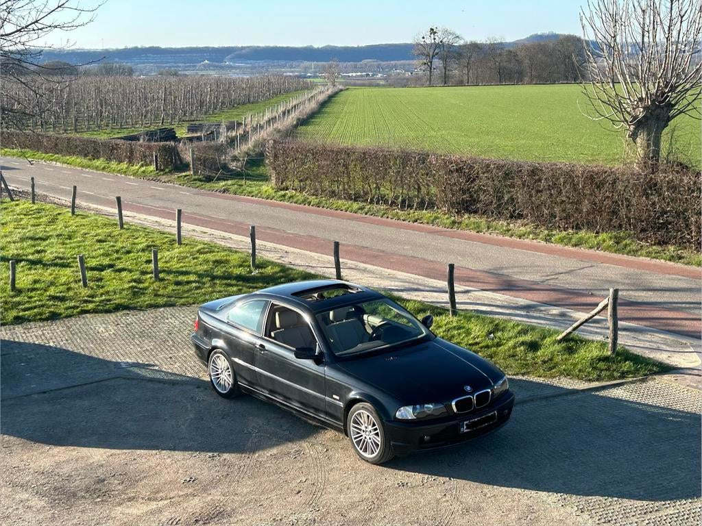 BMW e46 318ci, Auto's, Automaat, Achterwielaandrijving, 87 kW, Beige
