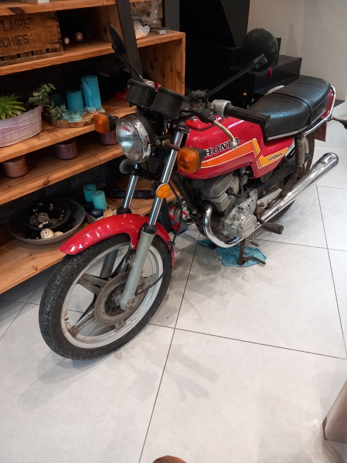 Honda 125 twins 1982., Enlèvement