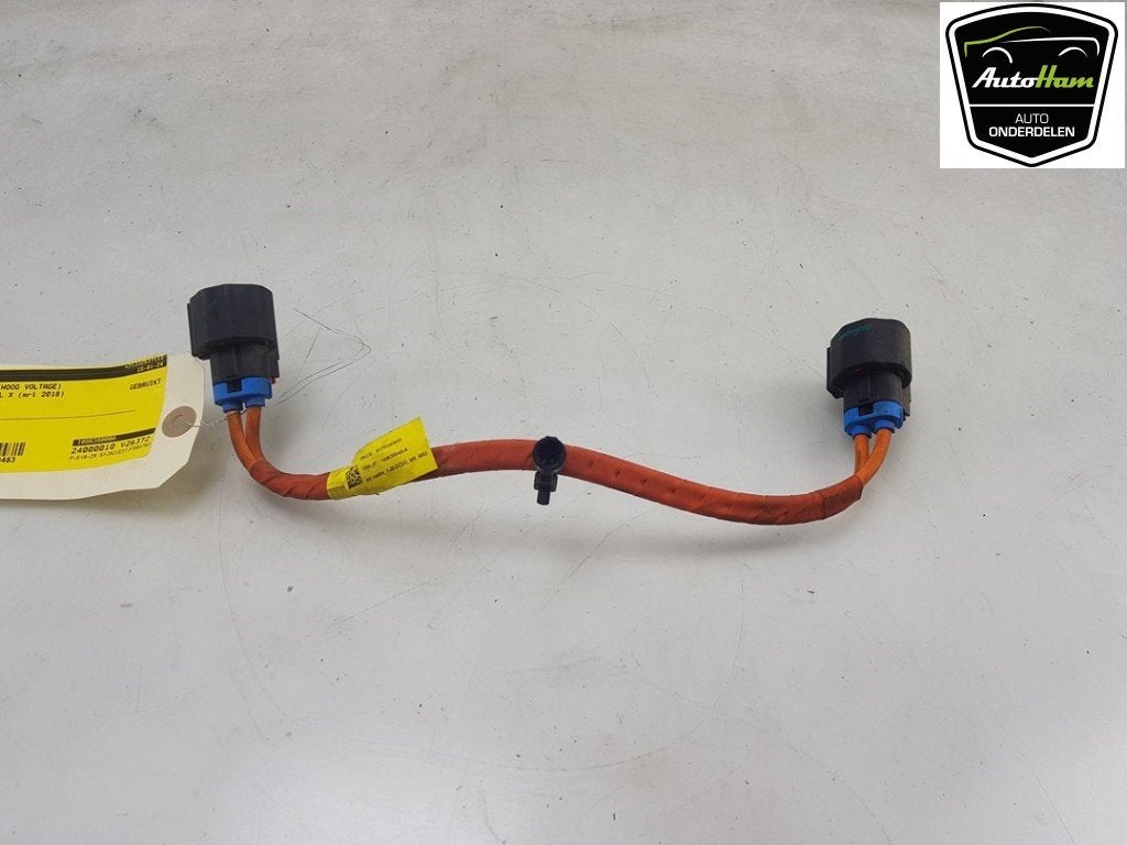 CÂBLE HT (HAUTE TENSION) ABS Tesla Model X (|108638000A|), Germany_Sales@tesla.com, Utilisé, Autres marques automobiles, Ludwig-Prandtl-Straße 27 - 29
12526  Berlin, DE