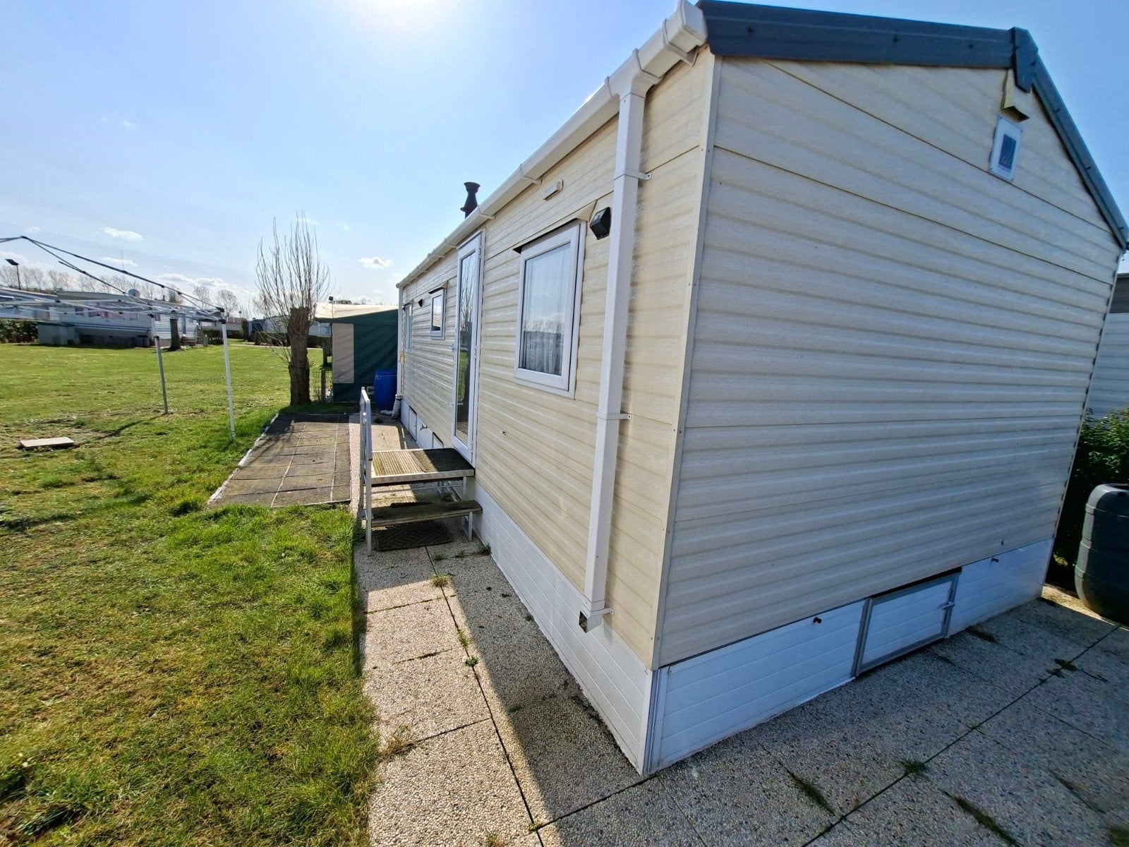 A vendre caravane a la côte  belge a de haan
