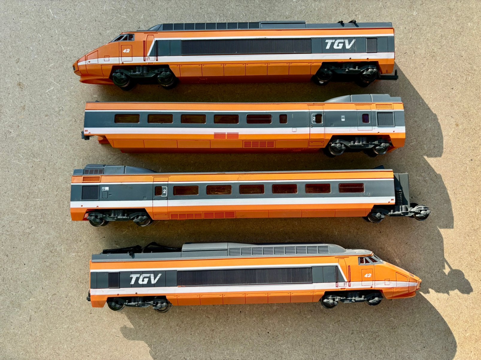 TGV Jouef HO in uitstekende staat, Hobby en Vrije tijd, Modeltreinen | H0, Ophalen of Verzenden, Zo goed als nieuw, Jouef