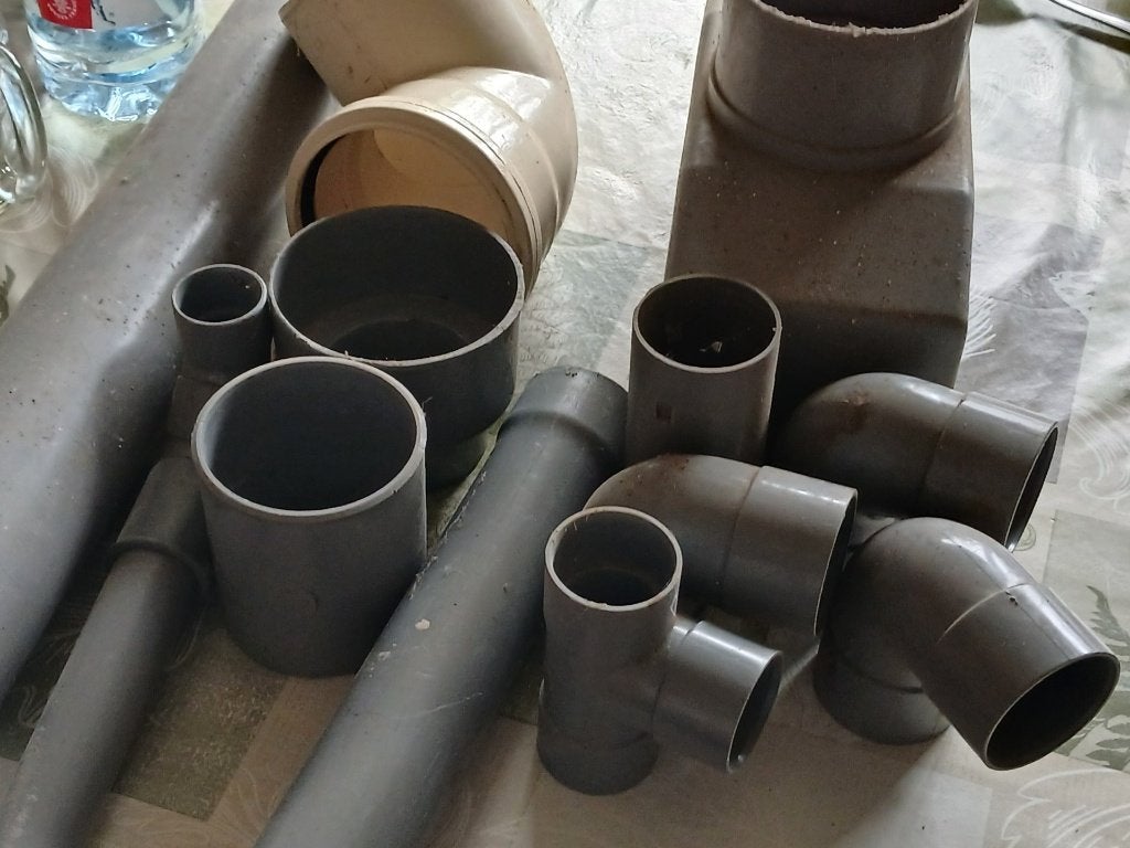 Coudes et tuyau en plastique, Bricolage & Construction, Enlèvement, Comme neuf, PVC, Coudes
