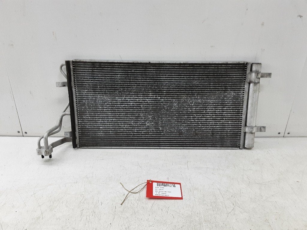 RADIATEUR CLIMATISATION Hyundai Kona (OS) (01-2017/04-2023), Hyundai Motor Deutschland GmbH, Kaiserleipromenade 5
63067  Offenbach am Main, DE