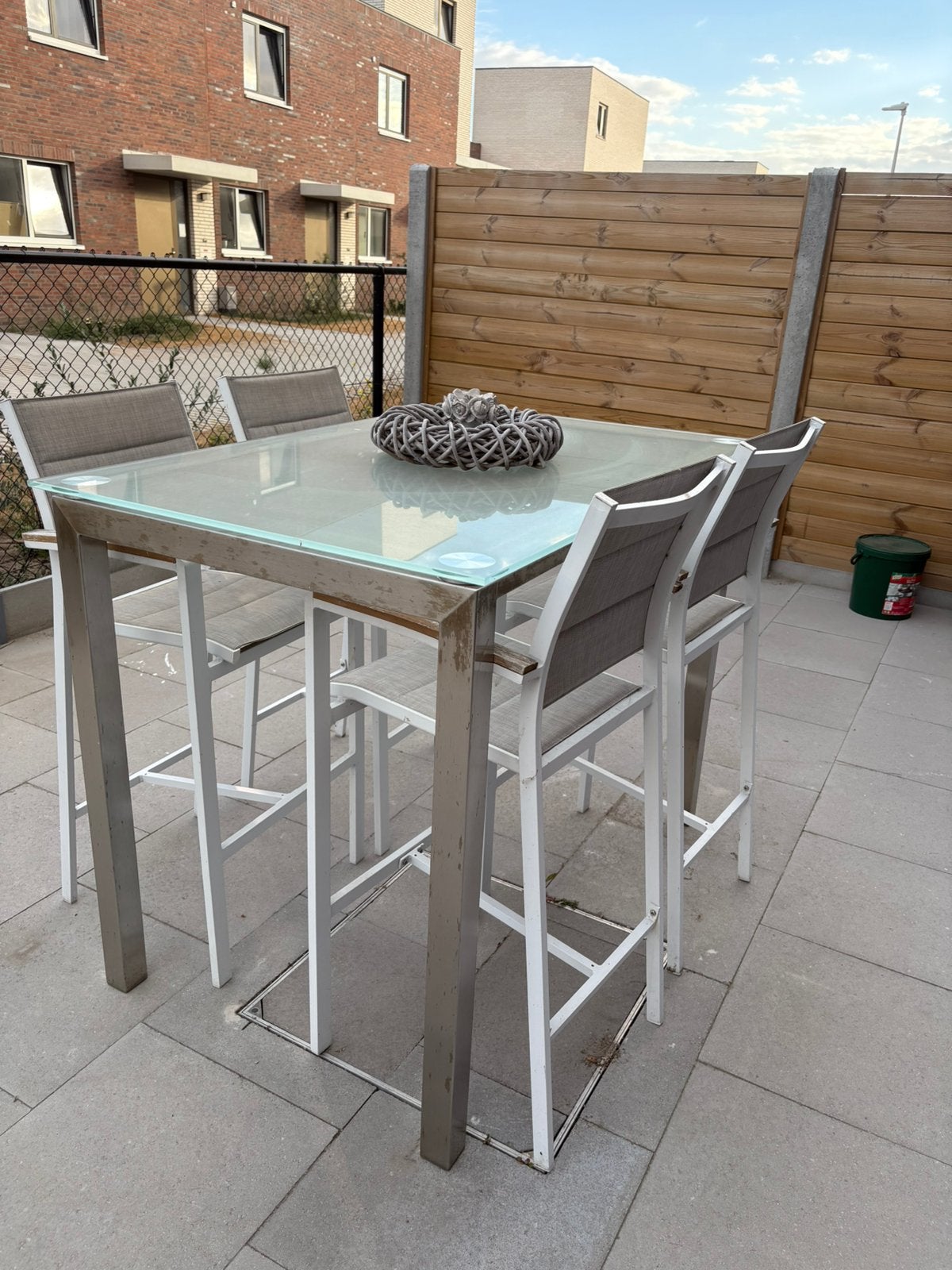 Hoge tafel met barkrukken, Ophalen, Zo goed als nieuw, Inox