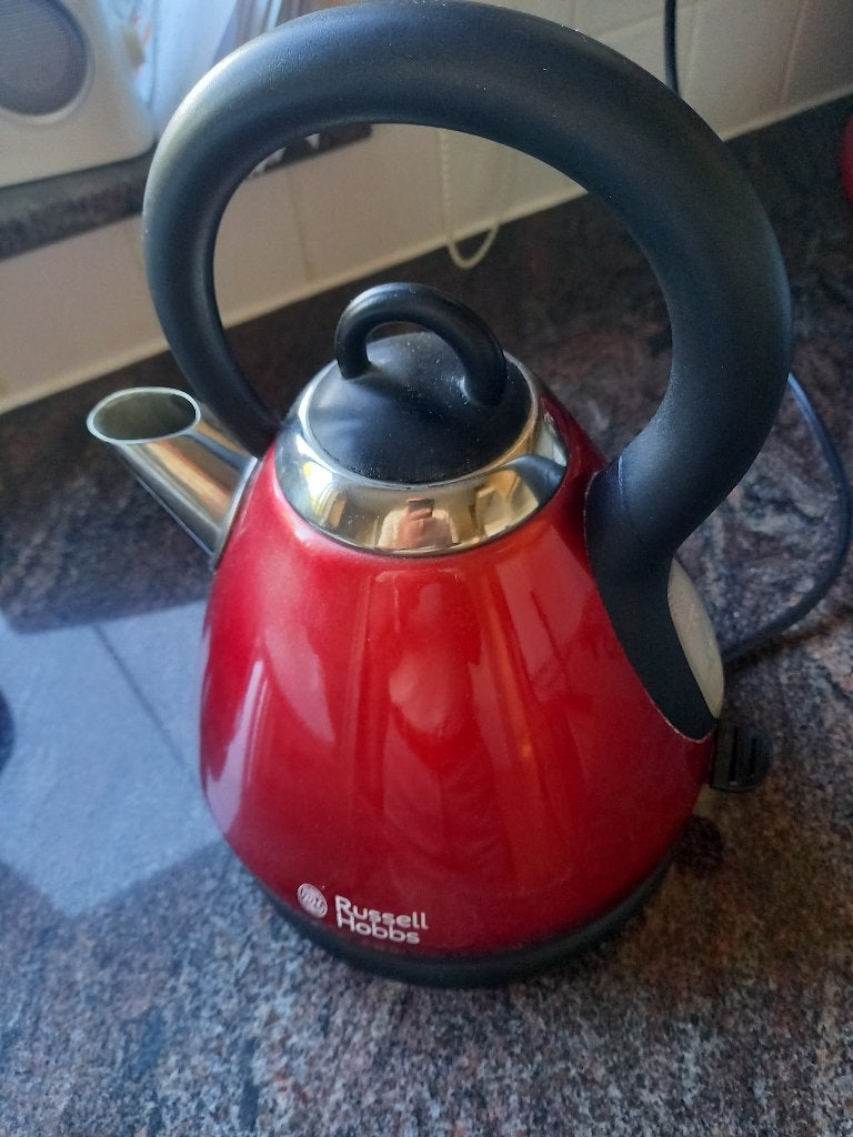 Waterkoker russell hobbs, 1 tot 2 liter, Ophalen, Gebruikt