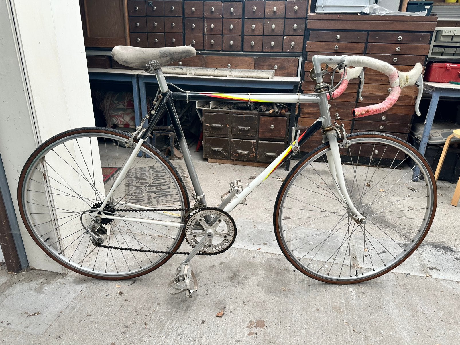 Retro racefiets, Ophalen