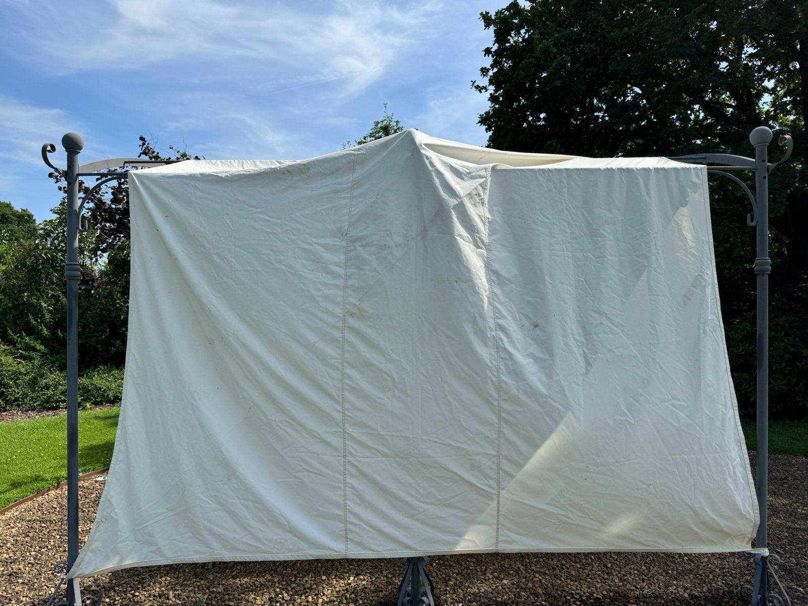 Voile d’ombrage +/- 3x3m tachée a donner, Enlèvement, Utilisé