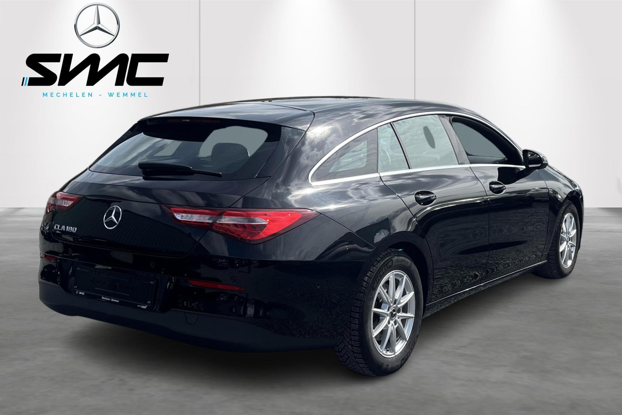 Mercedes-Benz CLA Shooting Brake CLA 180 Essential Line, CLA, Stof, Gebruikt, Zwart