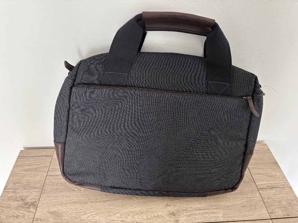 Sacoche / sac ordinateur Paquetage en toile grise, Autres marques, Enlèvement, Utilisé, 16 pouces