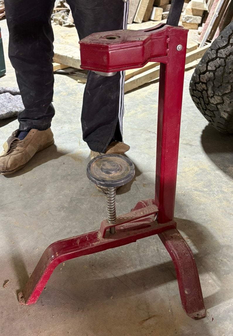 Boucheuse à vin manuelle sur pied – Fabrication portugaise, Enlèvement, Comme neuf