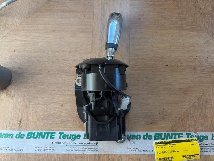 Levier de sélection automatique d'un Fiat 500, -, 3 mois de garantie, Utilisé, Fiat