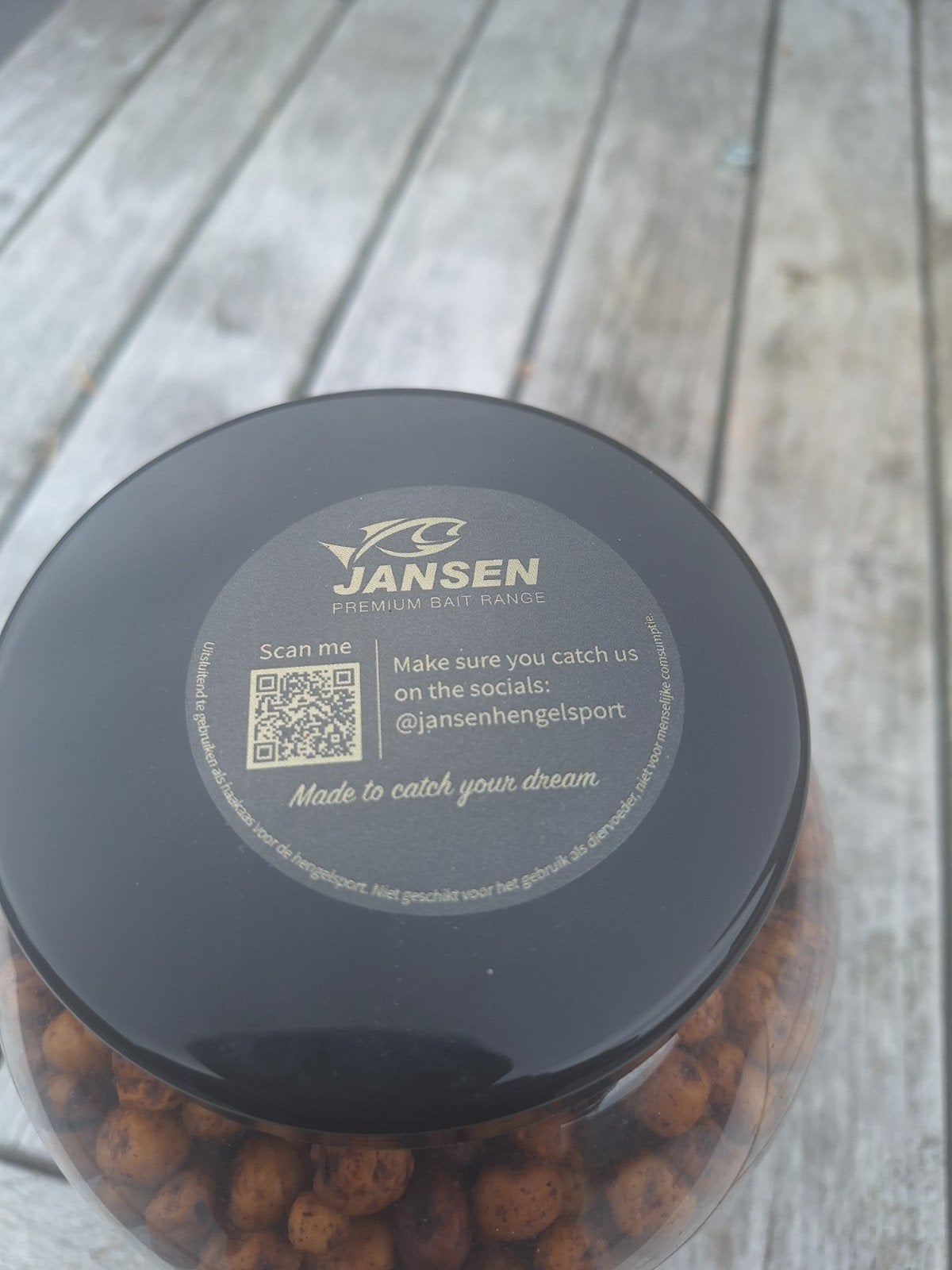 Tijgernoten, Enlèvement