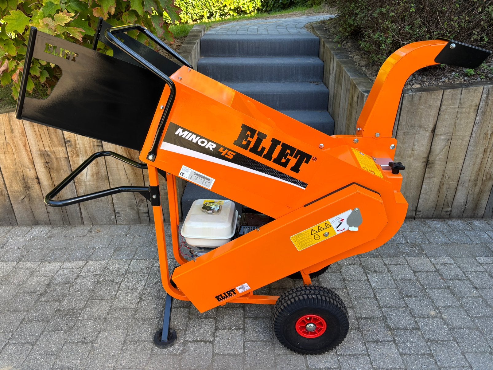 Eliet Minor Hakselaar, Tuin en Terras, Ophalen, Zo goed als nieuw, Benzine