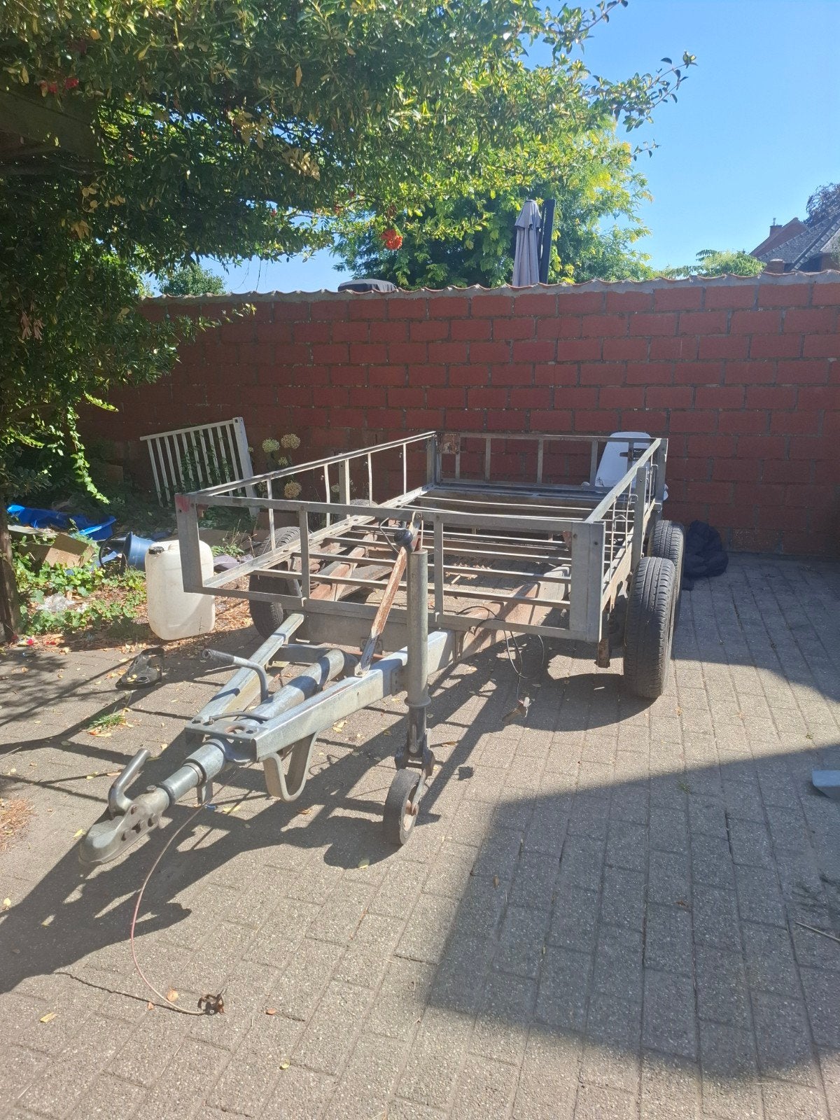 dubbellasser geremde remork met werk aan, Enlèvement