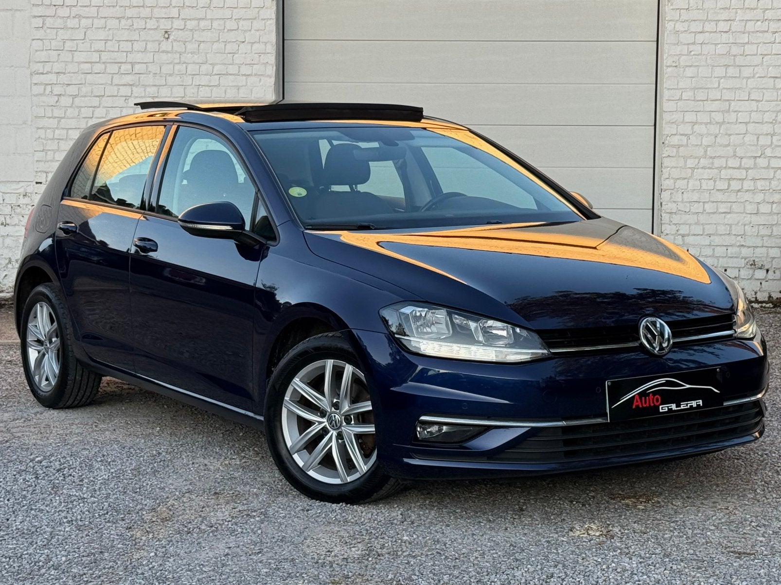 Volkswagen Golf 7.5 1.6 TDI*Toit Pano*Autobox*euro 6b*, Automaat, Alcantara, 5 deurs, Achteruitrijcamera