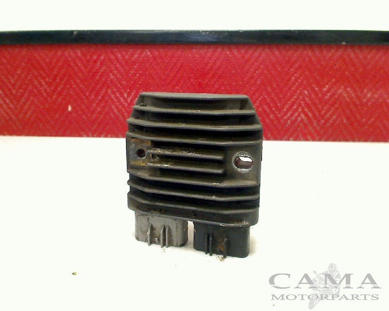REGULATEUR DE TENSION Yamaha (FH001), Motos, Pièces | Yamaha, Yamaha Motor Europe N.V., Utilisé, Customersupport@yamaha-motor.co.uk