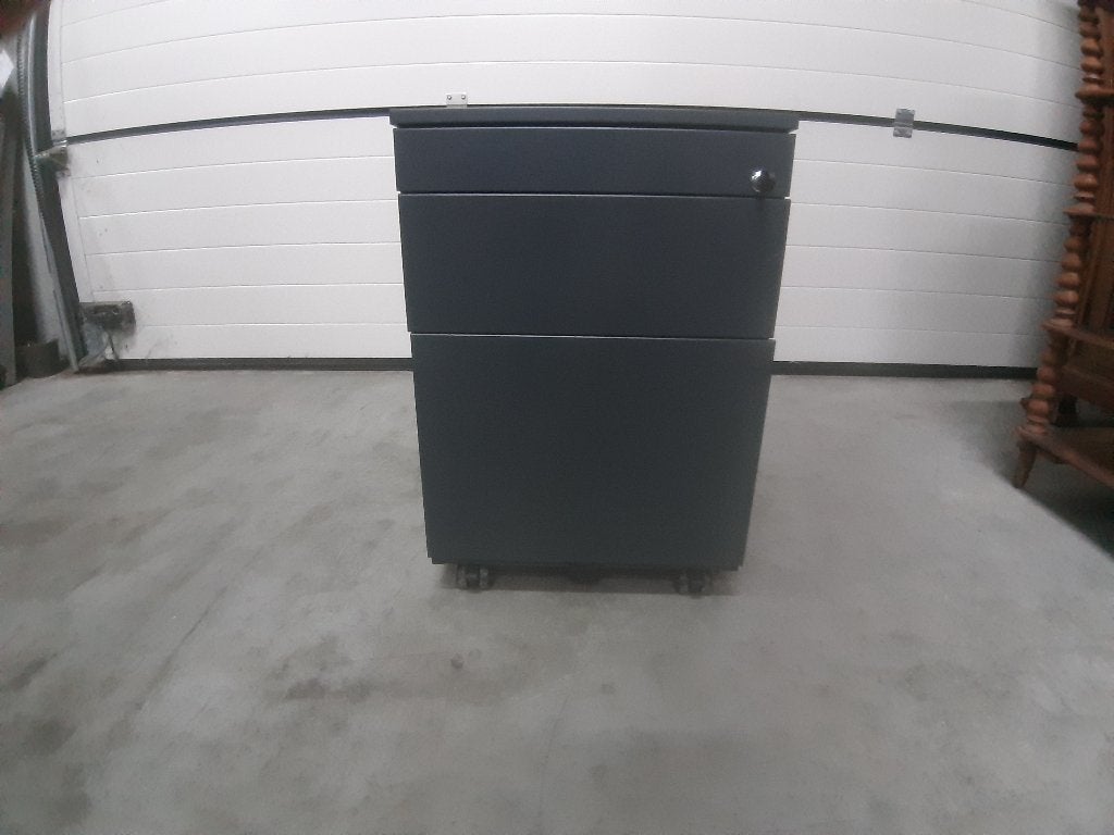 ladekast op wieltjes, Gebruikt, Ophalen of Verzenden, 3 of 4 laden, Metaal