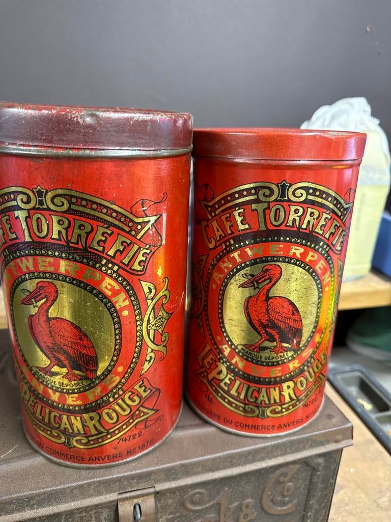 Vintage koffieblikken “Café Torrefie – Pélican Rouge”, Enlèvement, Utilisé, Café, Autres marques
