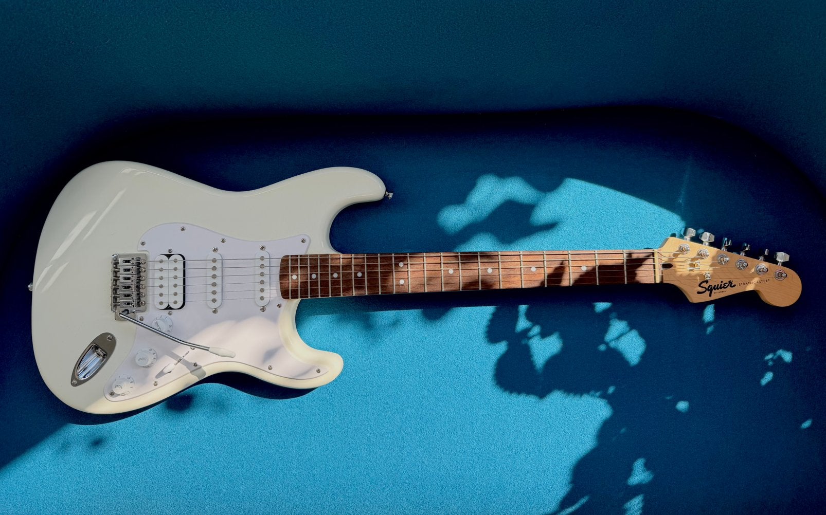 Stratocaster Squier, Musique & Instruments, Enlèvement ou Envoi, Comme neuf, Solid body