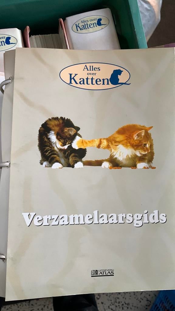 katten boeken en encyclopedie, Ophalen, Zo goed als nieuw, Katten