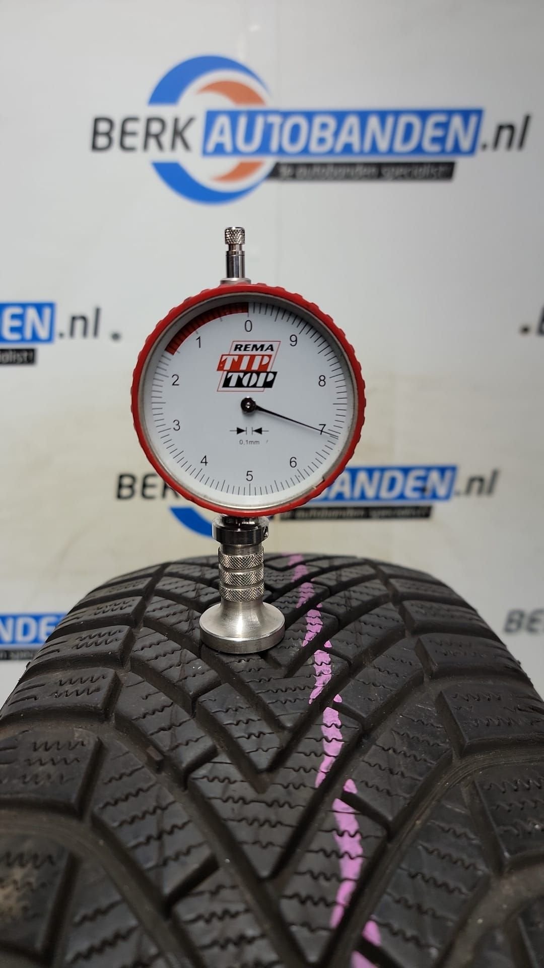 2x Vredestein Wintrac 185/65 R15 88T 185/65/15 1856515 (Prij, Auto-onderdelen, Banden en Velgen, Gebruikt, 15 inch, -, -