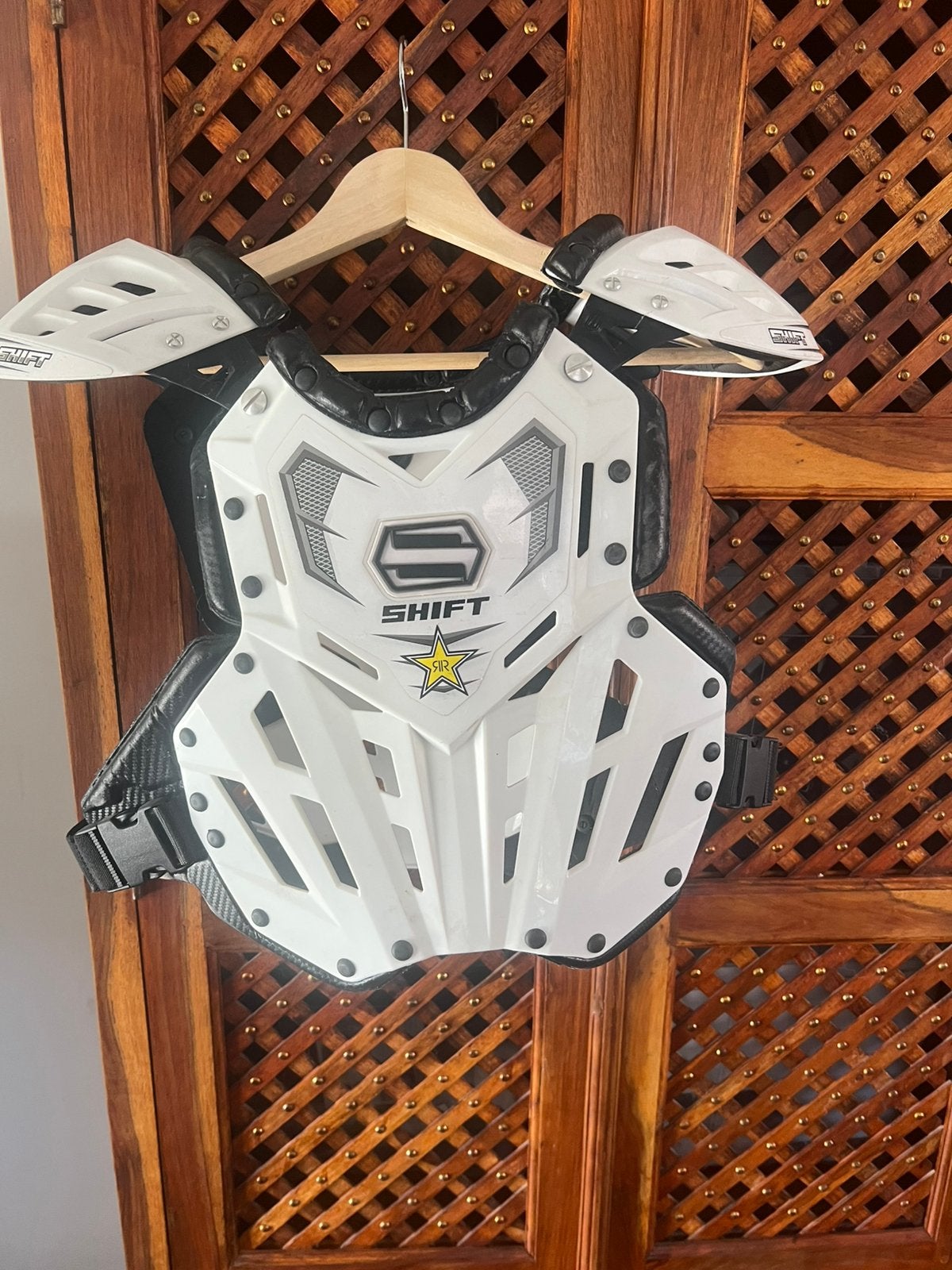 SHIFT Rockstar motorcross borstprotector junior, Motoren, Ophalen, Tweedehands, Kinderen, Motorcrosskleding