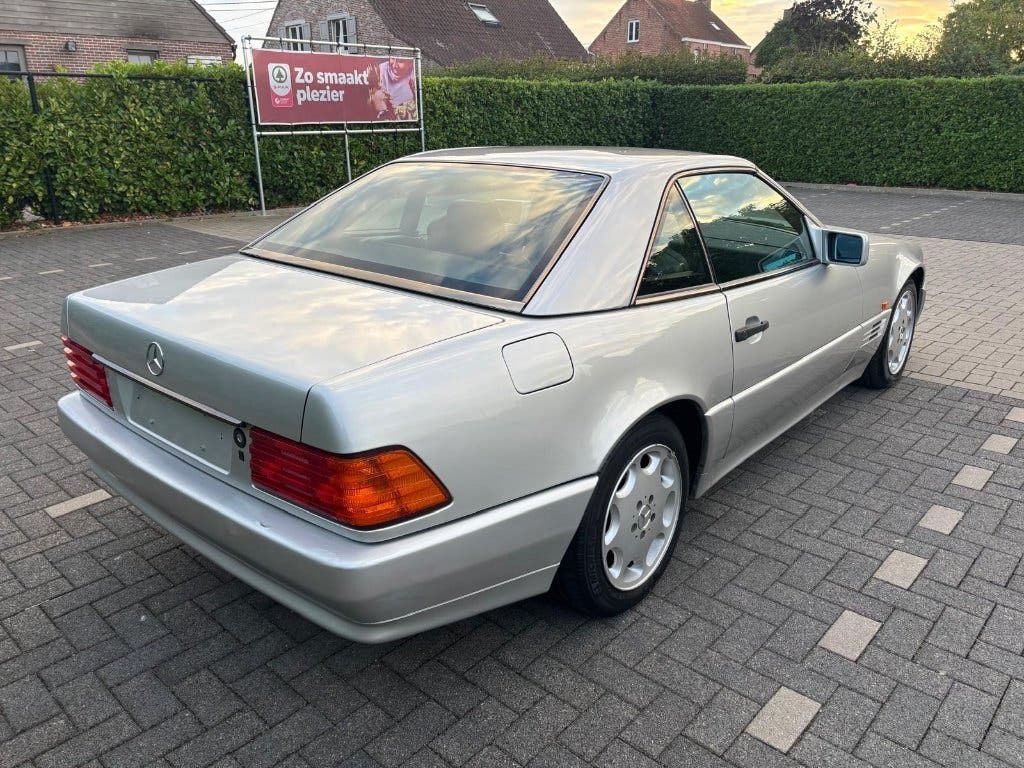 Mercedes 280 SL uit 1995, foto 10