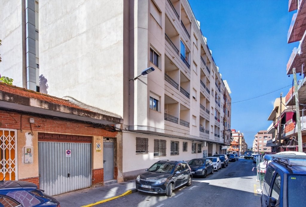 Appartement te koop in Torrevieja, Immo, Buitenland, Spanje, Appartement, Stad