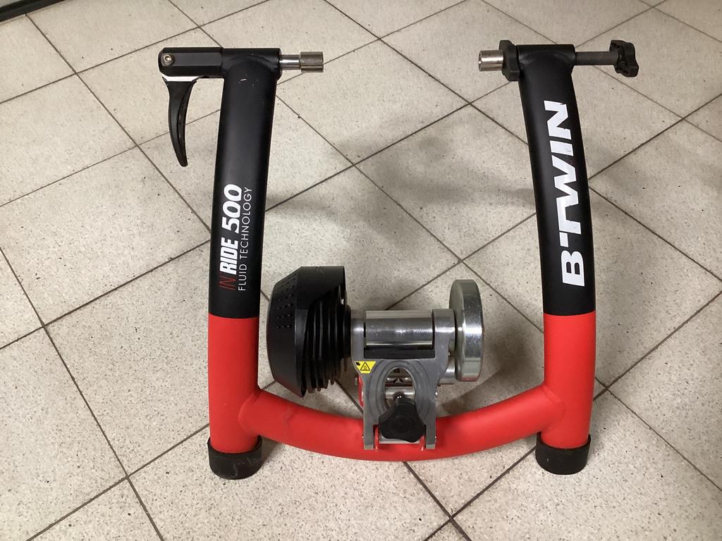 Btwin rollentrainer ride 500, Sport en Fitness, Wielrennen, Ophalen, Zo goed als nieuw