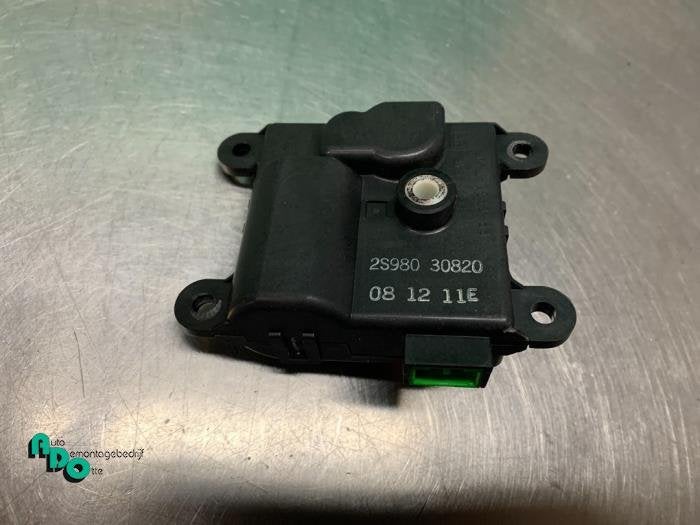 Kachelklep Motor van een Opel Agila (Agila 08-), Auto-onderdelen, Gebruikt, -, -, Opel