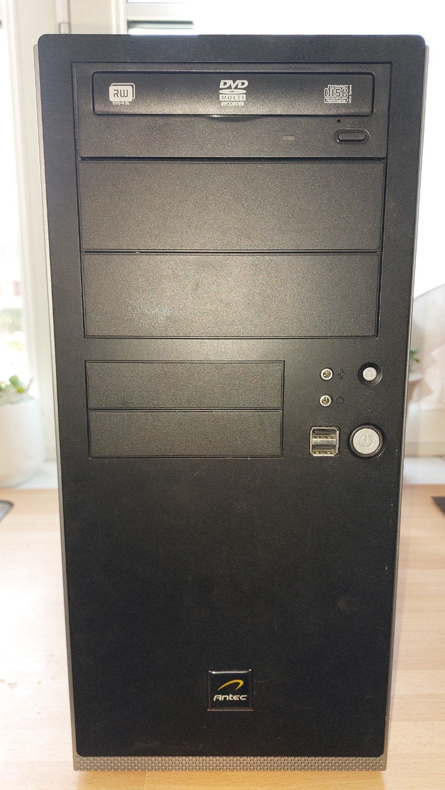 Antec NSK4482B ATX Mini Tower PC Case (Black)

Free Shi, Enlèvement
