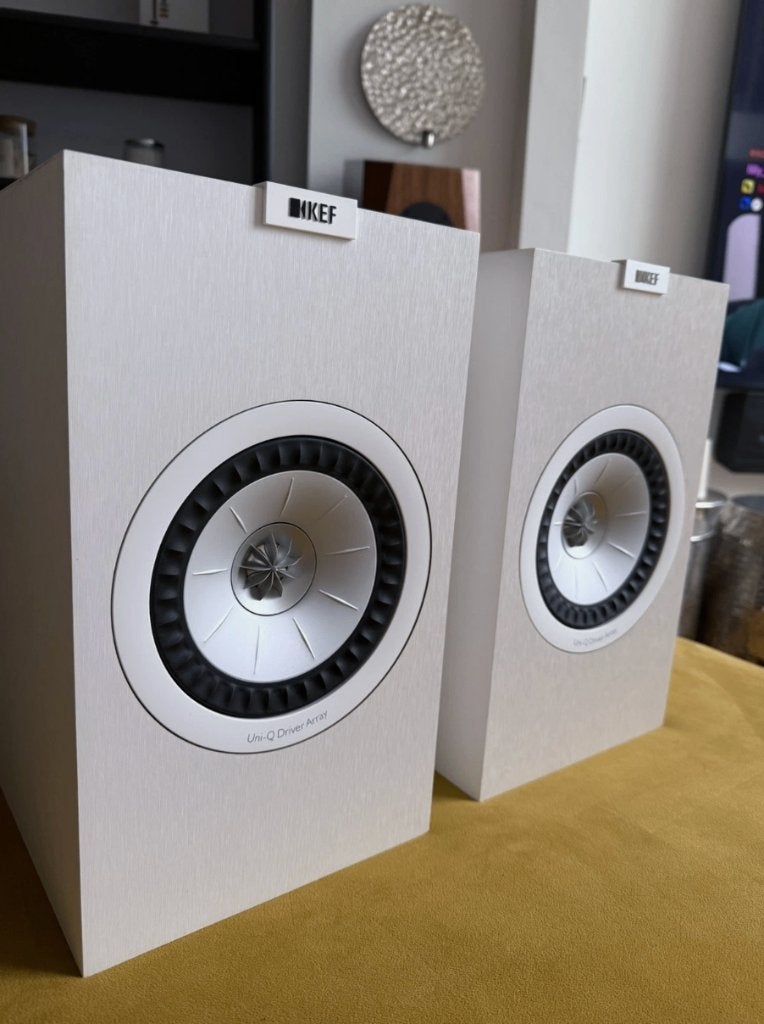 KEF Q350 Speaker White good condition, Audio, Tv en Foto, Luidsprekerboxen, Basreflex, 120 tot 150 watt, Ophalen of Verzenden