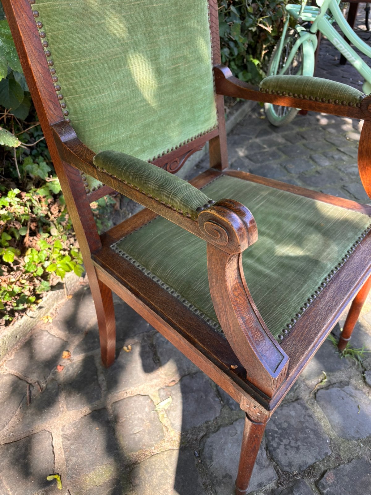 Oude stoel, Tuin en Terras, Ophalen, Zo goed als nieuw