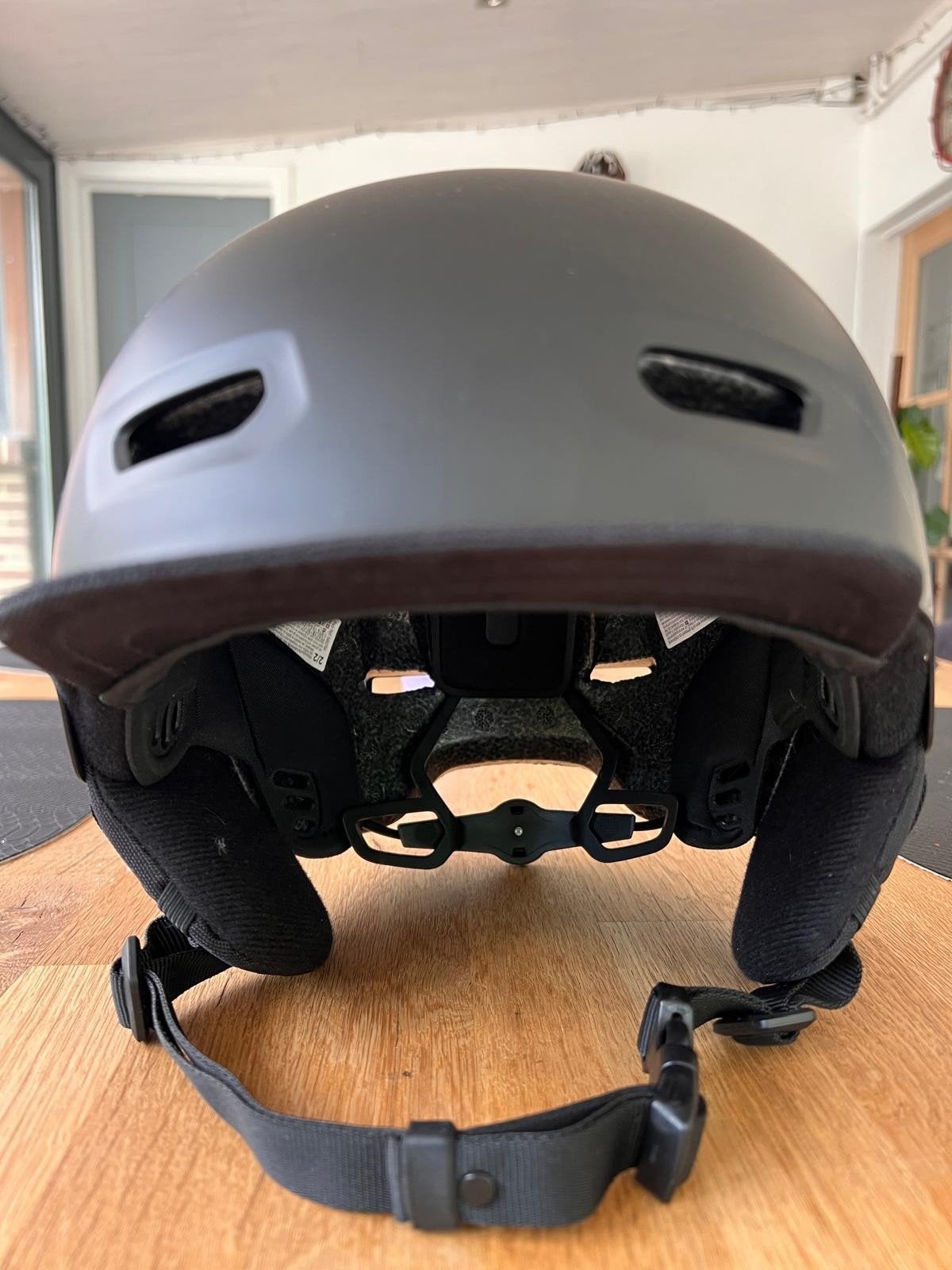 helm voor speedpedelec, Ophalen