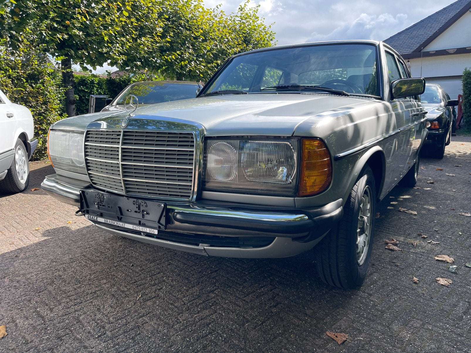 230e édition automatique/TOIT OUVRANT ! ! ! ! !, Autos, 100 kW, Argent ou Gris, Achat, Série 200
