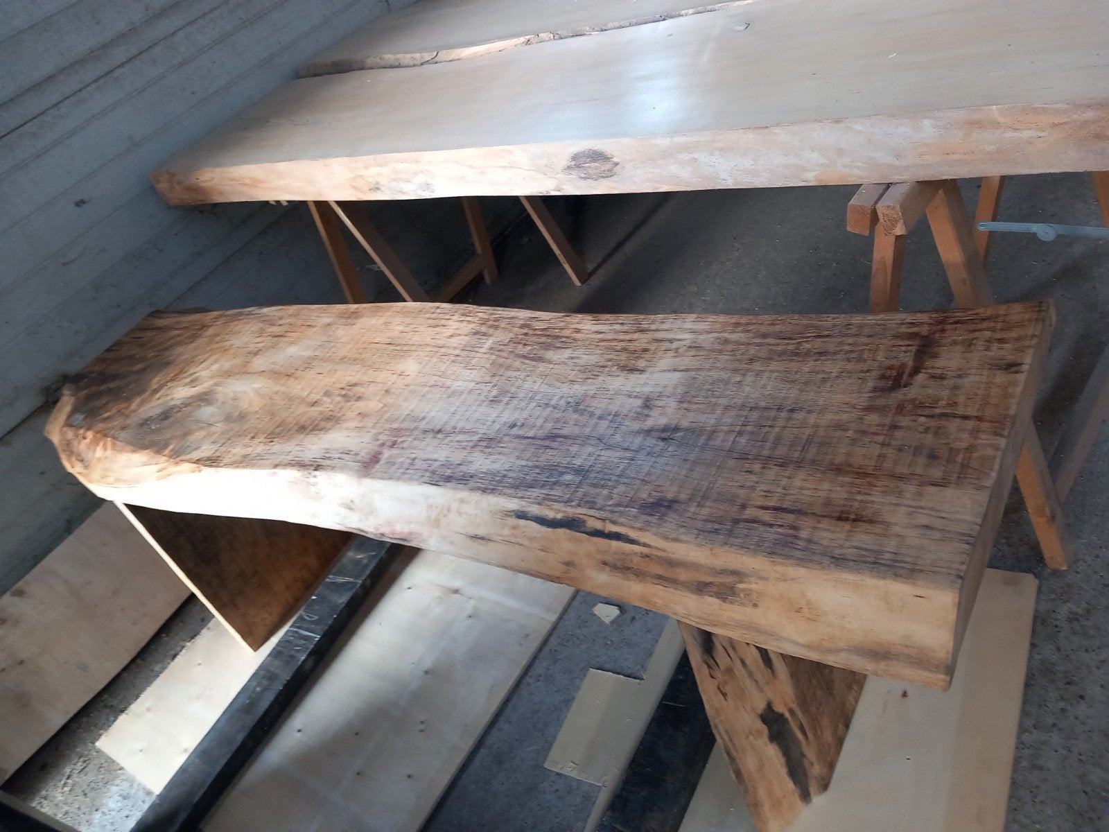 boomstamtafels tafelbladen planken Decoratie, Huis en Inrichting, Ophalen