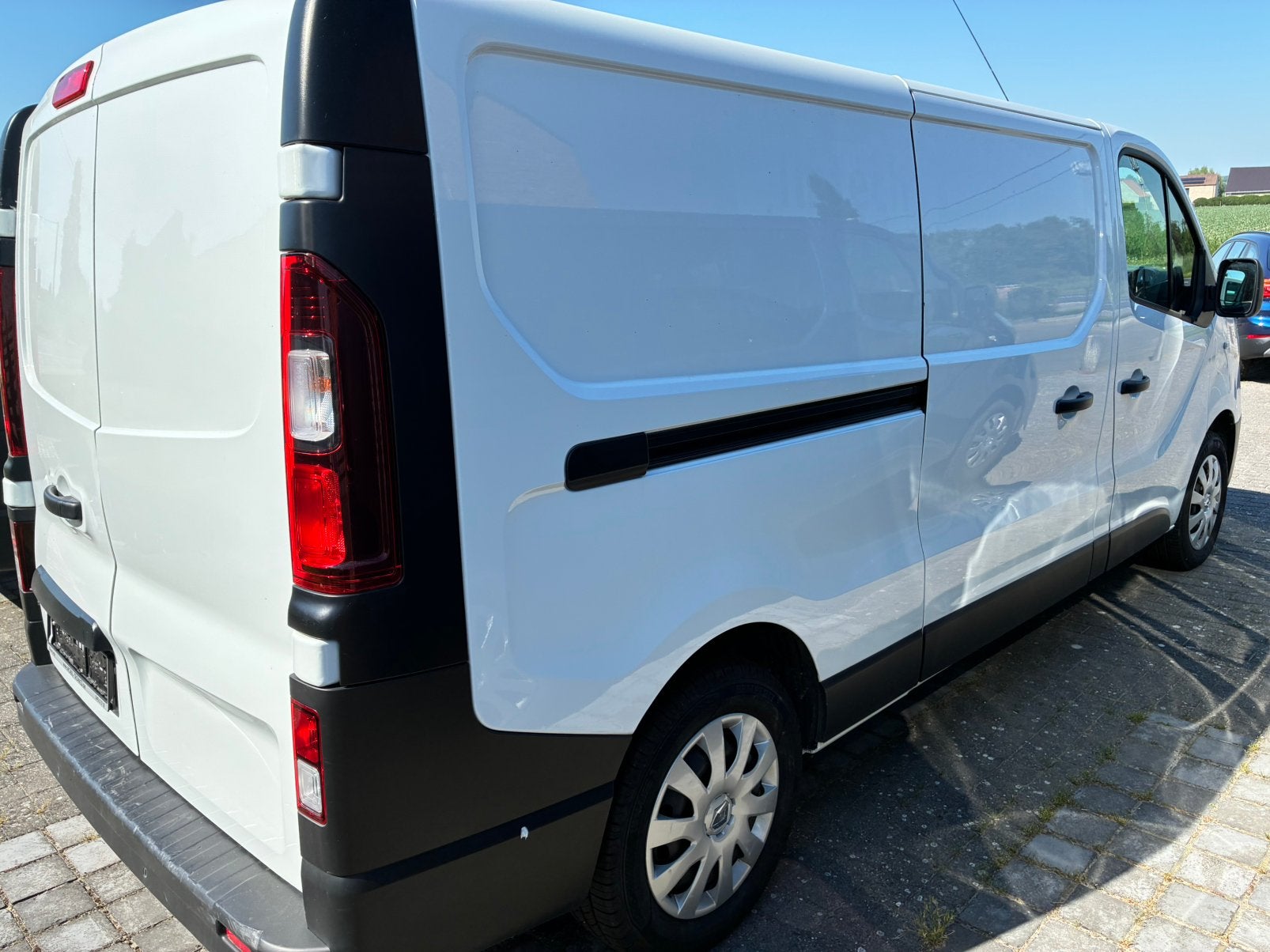 Renault Trafic   L2 H1 , Amper 73.000 km, Auto's, Voorwielaandrijving, Testrit aan huis, Stof, 4 cilinders