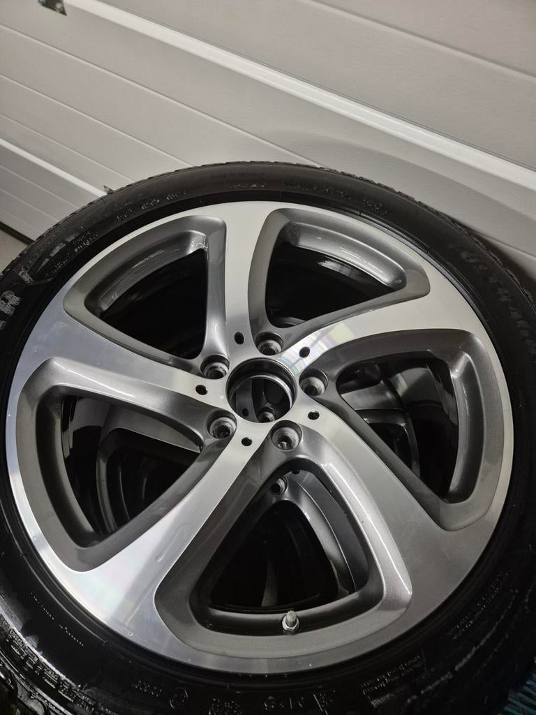 Mercedes-Benz winterwielset, Auto-onderdelen, Banden en Velgen, Banden en Velgen, Winterbanden, 18 inch, 245 mm, Terreinwagen