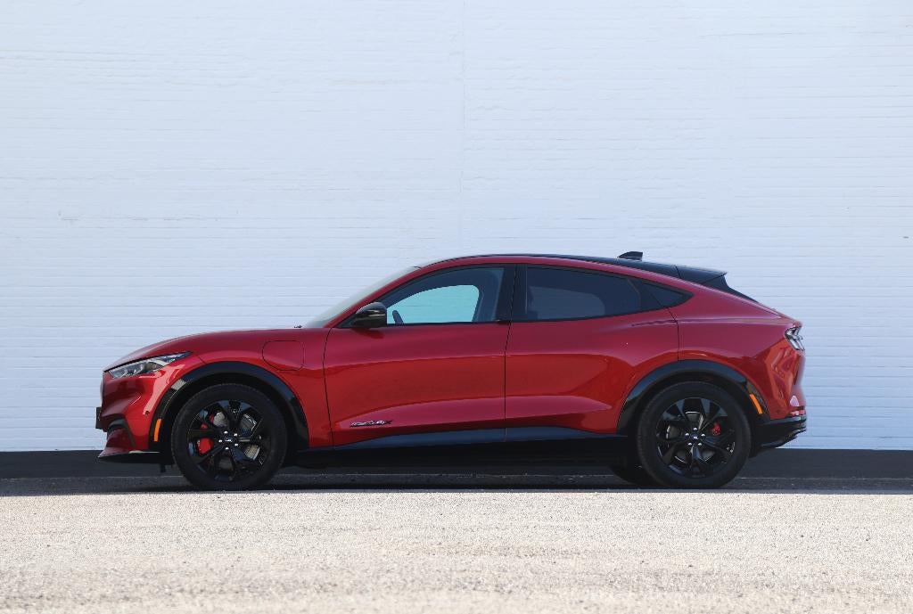 Ford Mustang Mach-E Long Range AWD Premium 351pk - Pano/19", Auto's, Automaat, Parkeerassistent, Leder, SUV of Terreinwagen