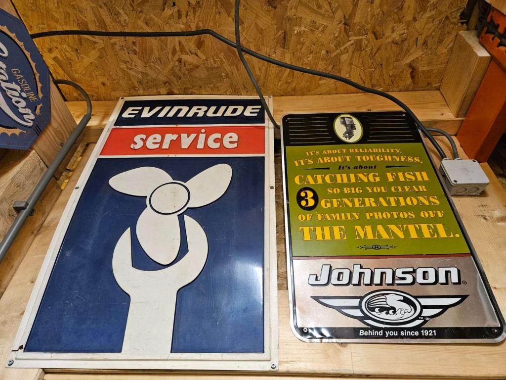 Collectie klassieke Johnson Evinrude verzamelitems, Watersport en Boten, Niet ingevuld, Gebruikt, Overige typen, Niet ingevuld