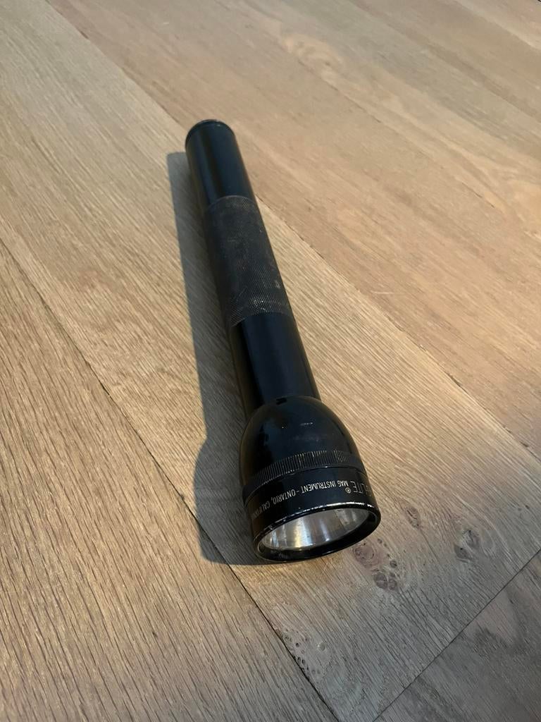 Mag lite zaklamp, Caravans en Kamperen, Zaklampen, Ophalen, Gebruikt, Batterij