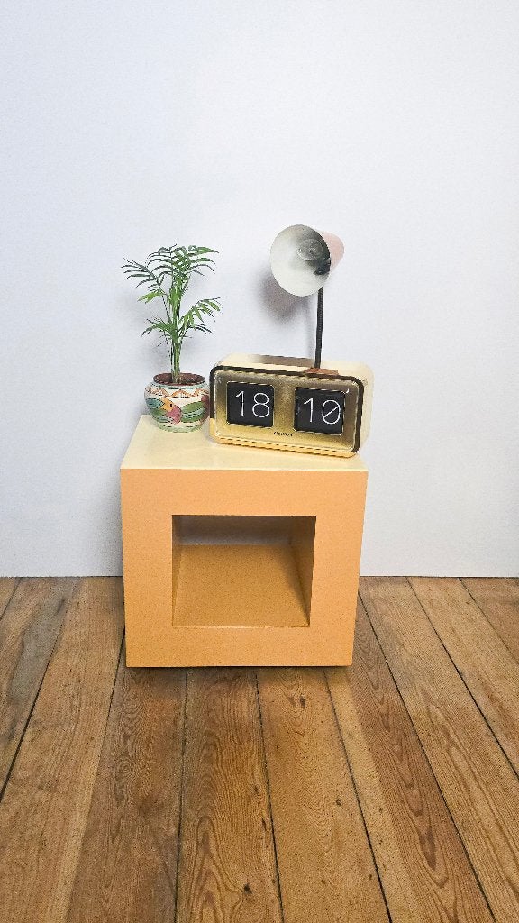 Table d'appoint métallique sur roulettes - H+H Design, Enlèvement ou Envoi, Maison et Meubles