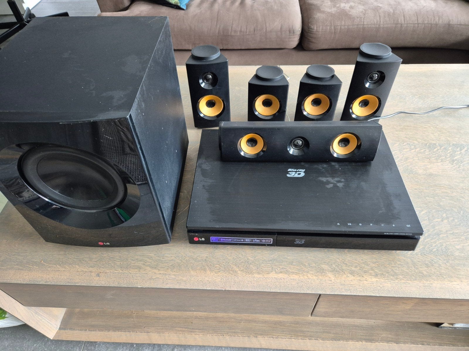 LG blu-ray home cinema set, TV, Hi-fi & Vidéo, Ensembles home-cinéma, Enlèvement